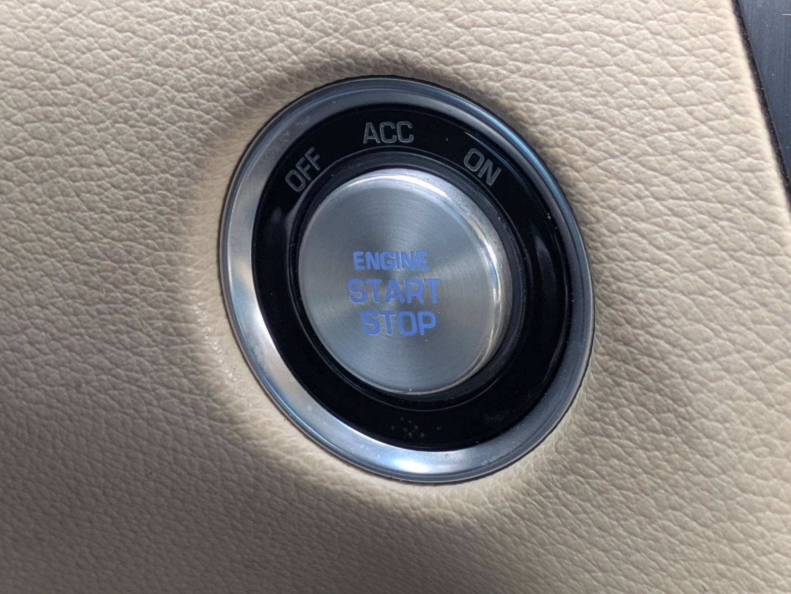 Used 2015 Hyundai Genesis 3.8 w/ Option Group 03 image 17