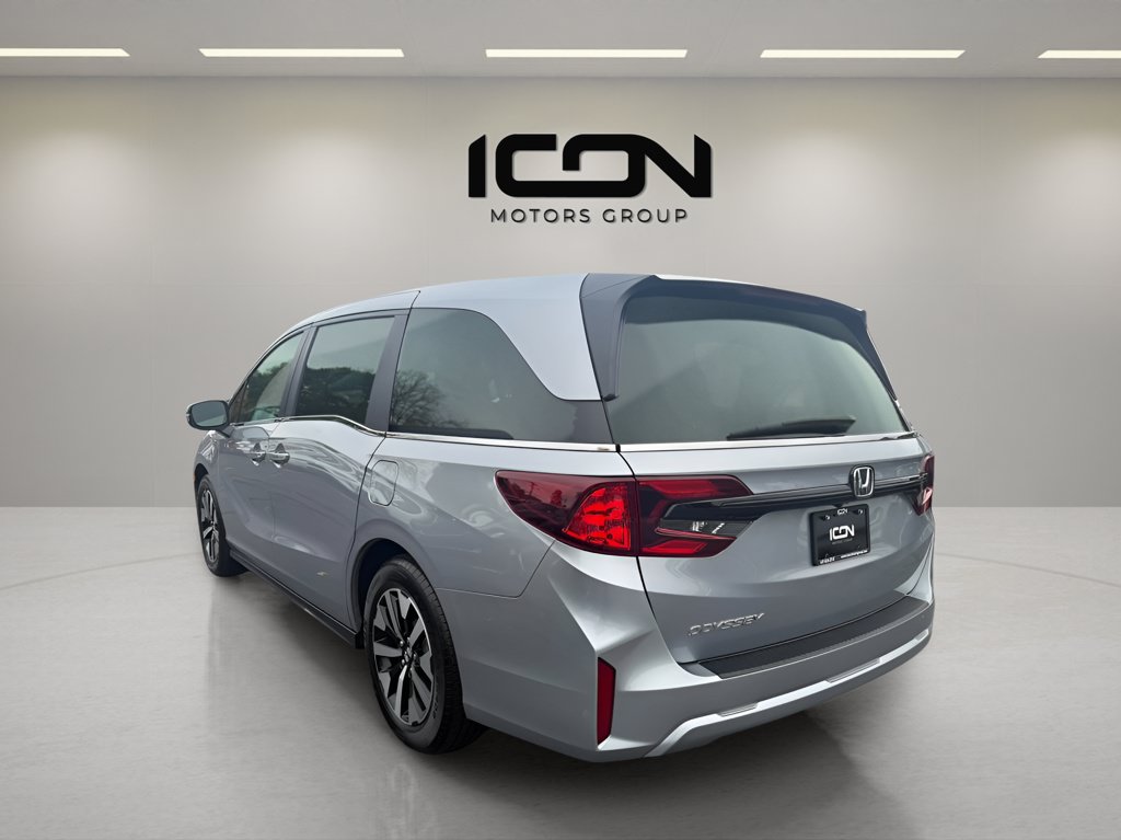 Used 2025 Honda Odyssey EX-L image 3