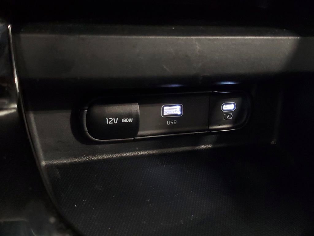Used 2025 Kia Seltos S image 22