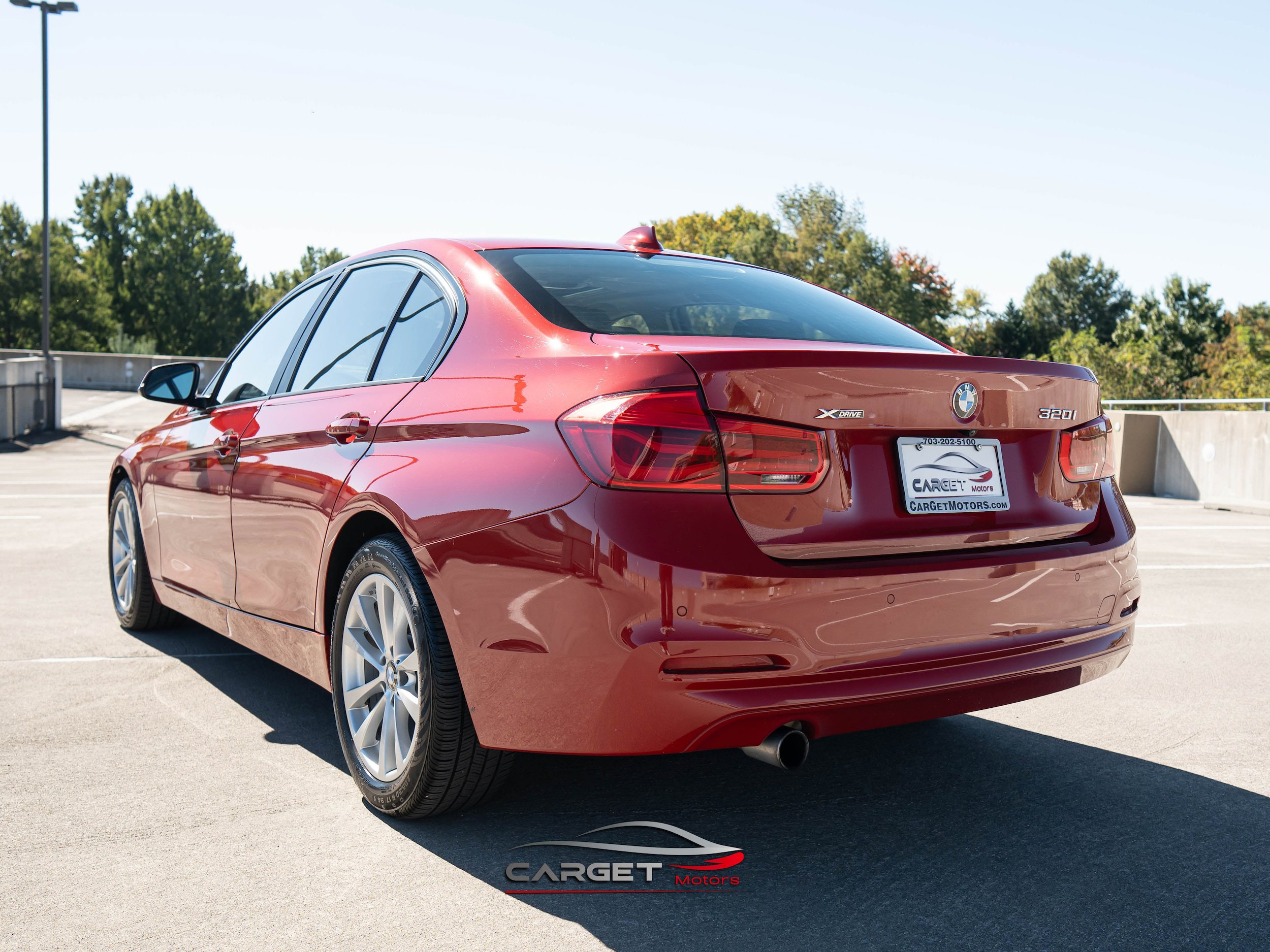 Used 2016 BMW 320i xDrive Sedan image 5