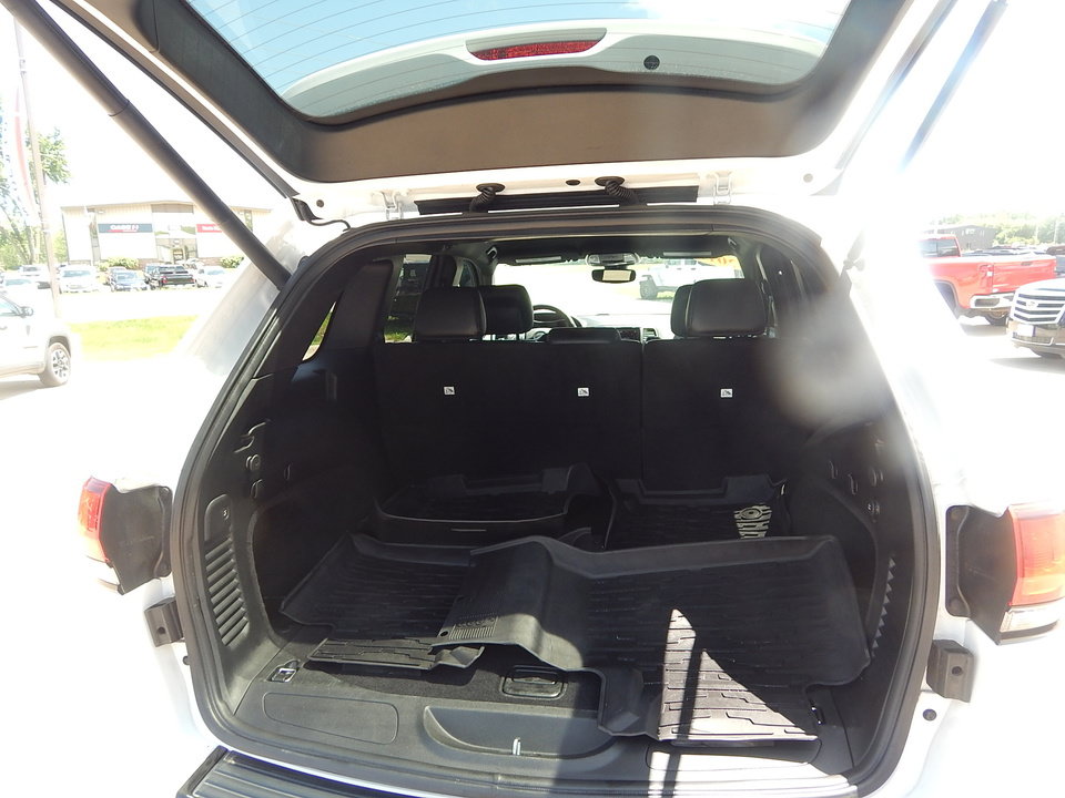 Used 2018 Jeep Grand Cherokee Altitude AWD/4WD image 15