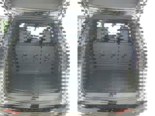 New 2026 GMC Acadia Denali w/ Super Cruise Package image 6