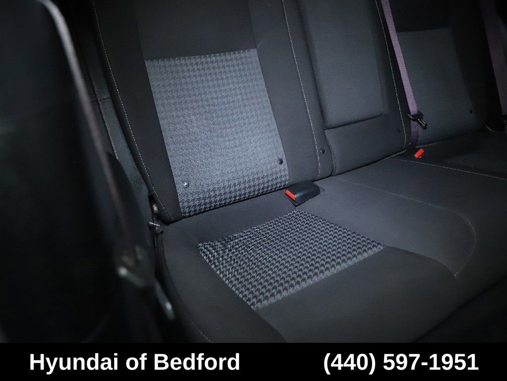 Used 2022 Dodge Challenger R/T w/ Blacktop Package RWD image 29