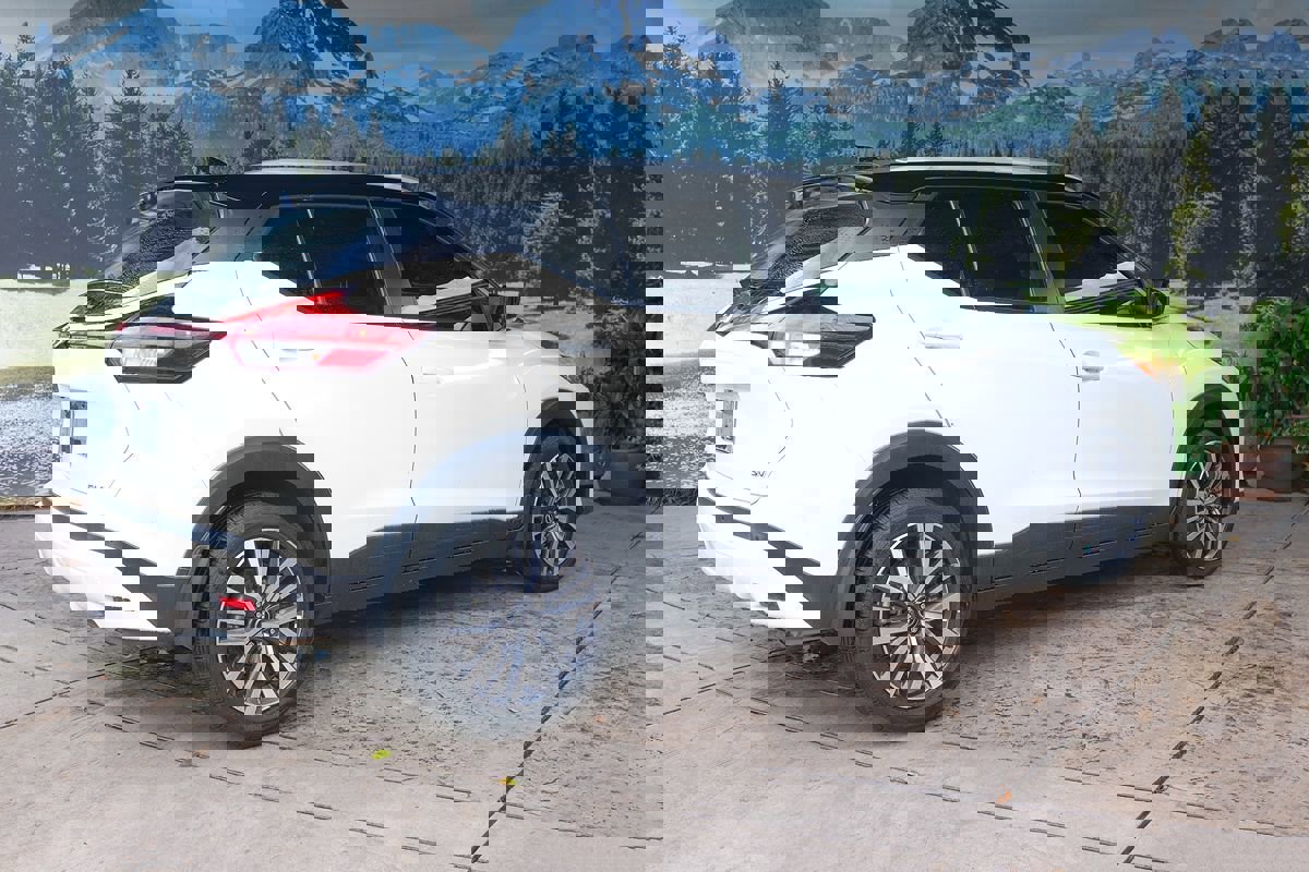 Used 2022 Nissan Kicks SV image 5