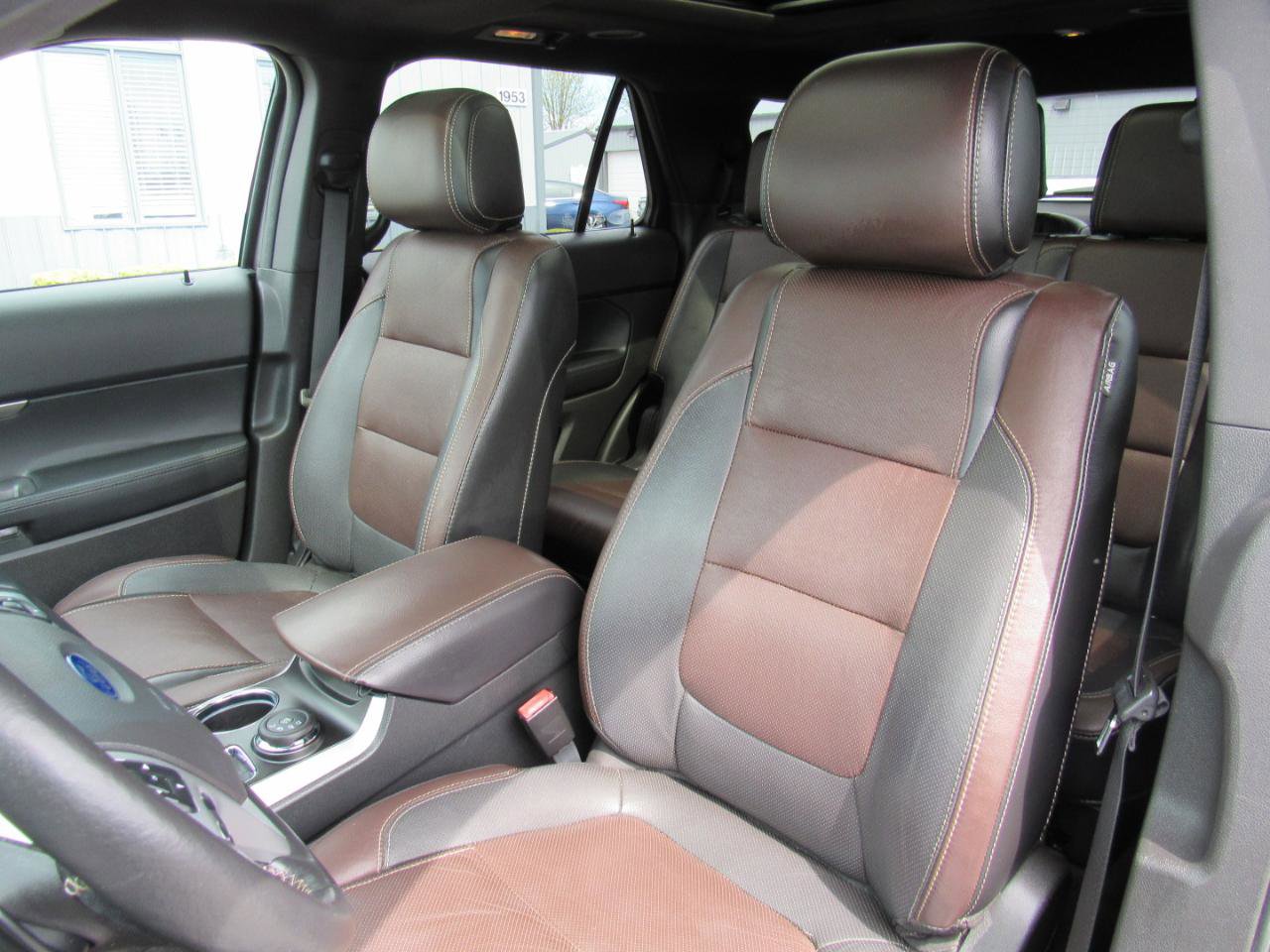 Used 2015 Ford Explorer Sport w/ Equipment Group 401A image 18