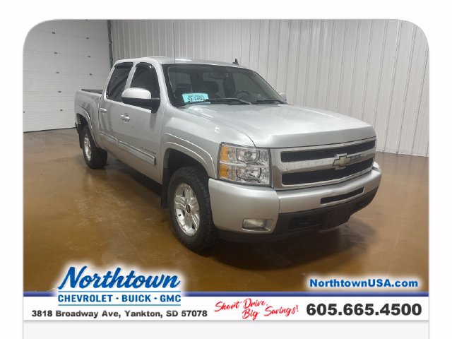 Used 2011 Chevrolet Silverado 1500 LTZ w/ LTZ Plus Package AWD/4WD image 7