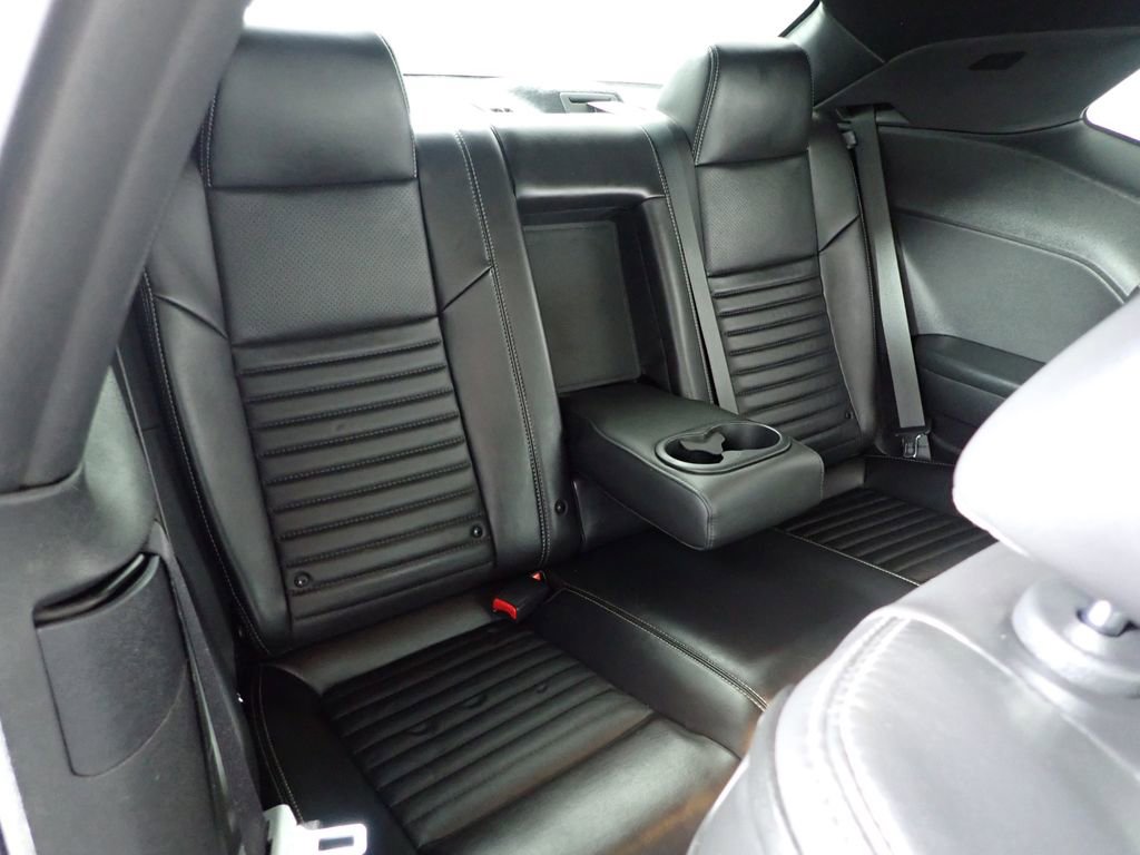 Used 2013 Dodge Challenger SXT Plus image 39