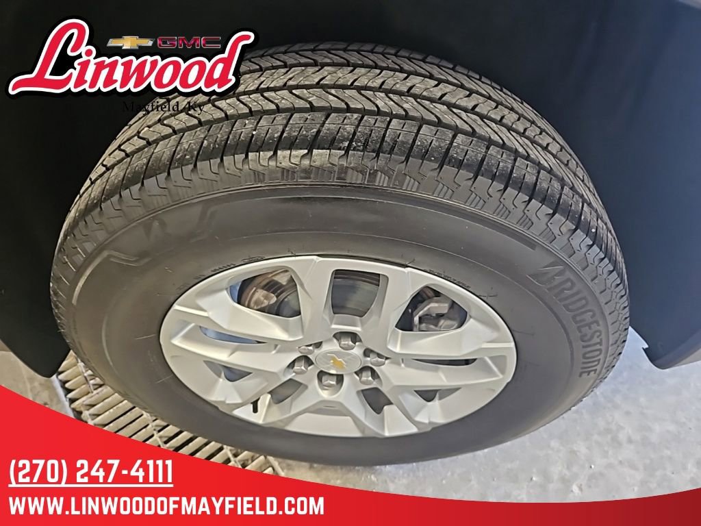 Used 2023 Chevrolet Traverse LS FWD image 7