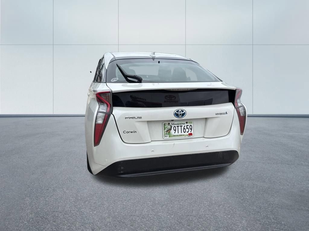 Used 2018 Toyota Prius Two w/ Prius Two Safety Plus Package FWD image 8