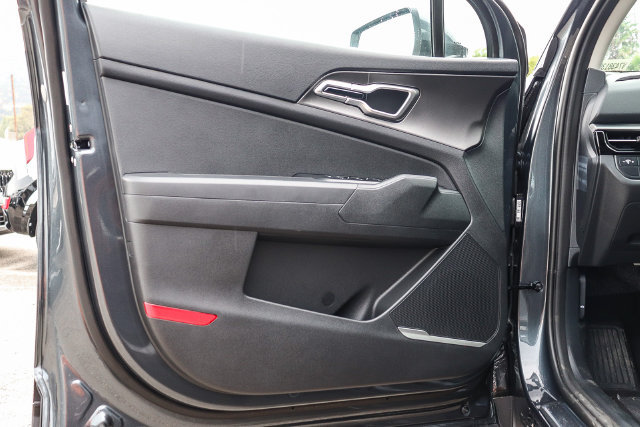 New 2027 Kia Sportage LX FWD image 22