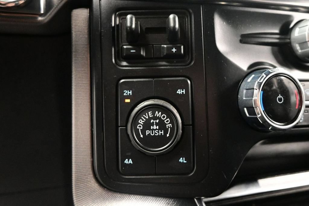 Used 2024 Ford F150 Platinum w/ Equipment Group 702A High AWD/4WD image 33