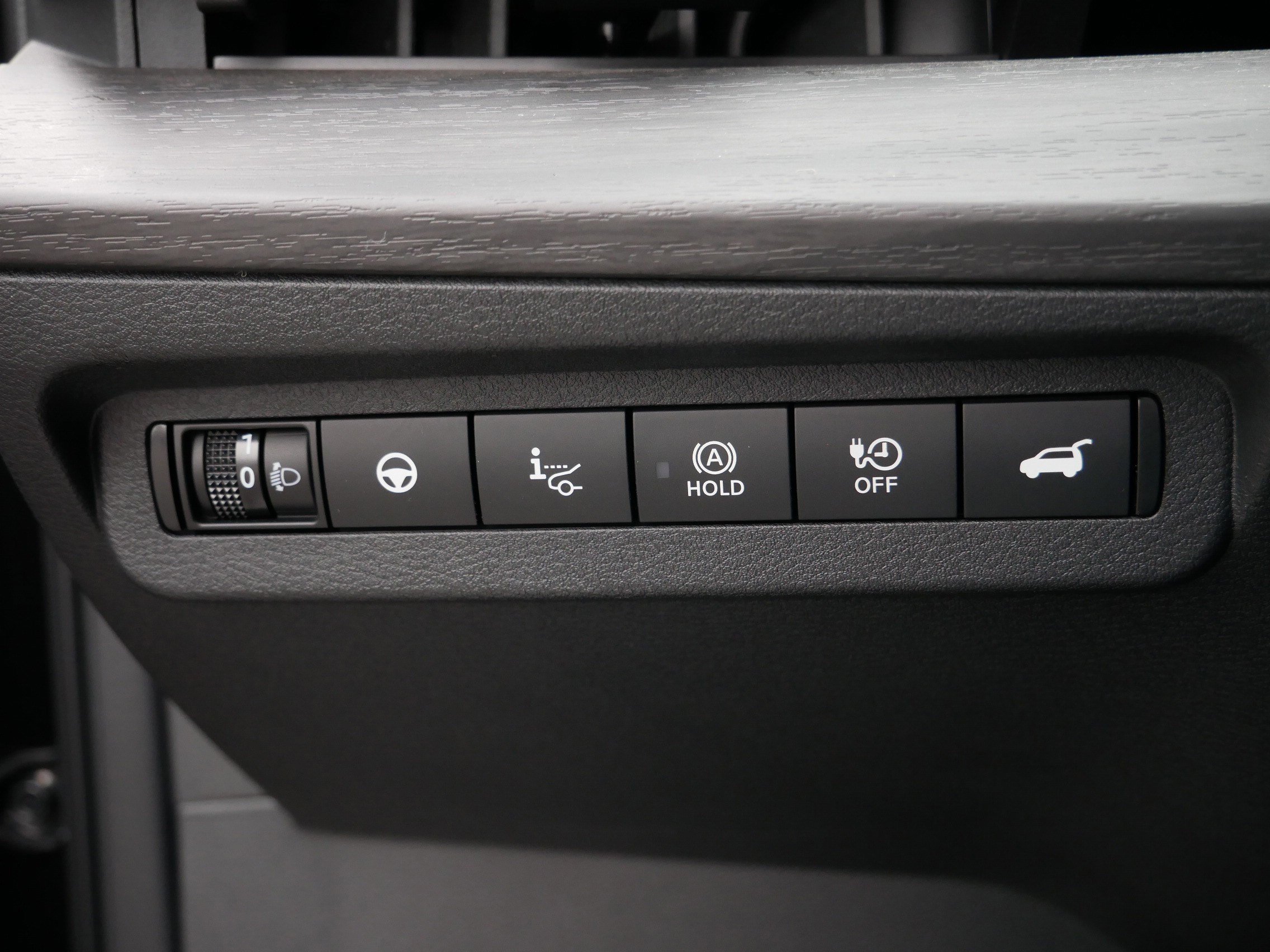 Used 2024 Nissan Ariya PLATINUM+ image 28