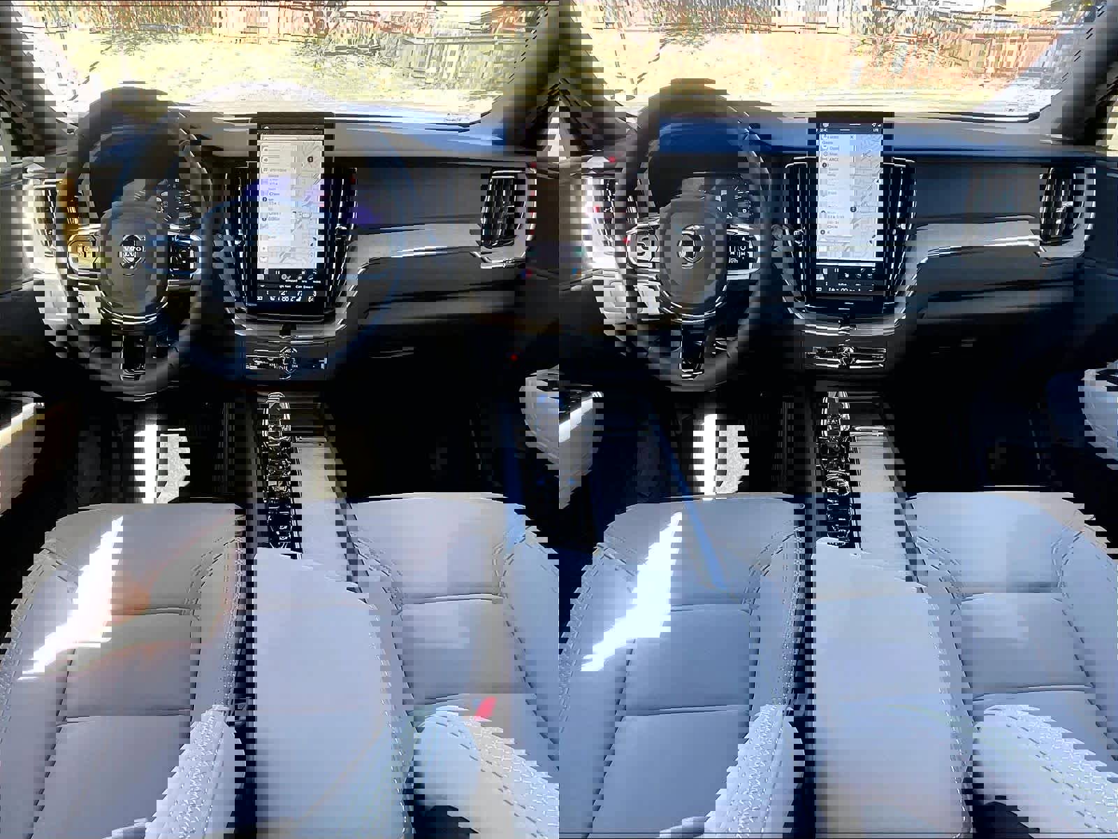 New 2026 Volvo XC60 T8 Plus w/ Protection Package Premier image 7