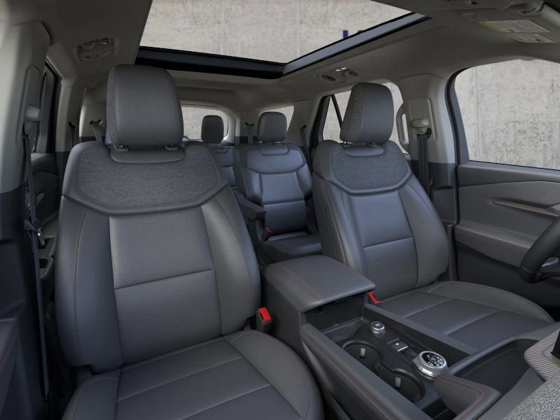 New 2026 Ford Explorer Active w/ Active Comfort Package image 10