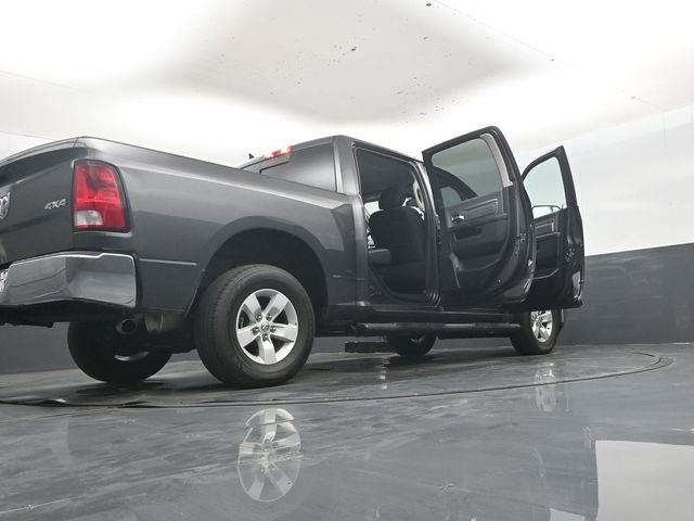 Used 2022 RAM 1500 Classic SLT w/ Electronics Group AWD/4WD image 51