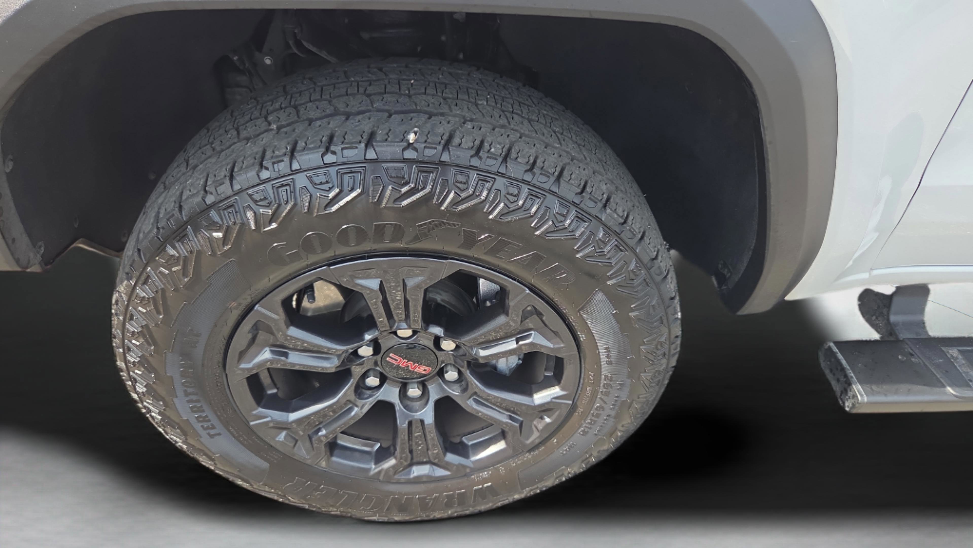 Used 2024 GMC Canyon Elevation w/ Convenience Package RWD image 29