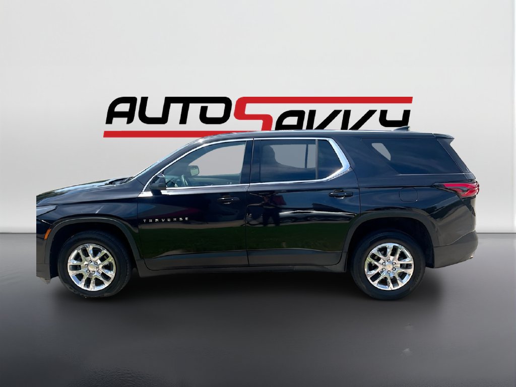 Used 2023 Chevrolet Traverse LS FWD image 4