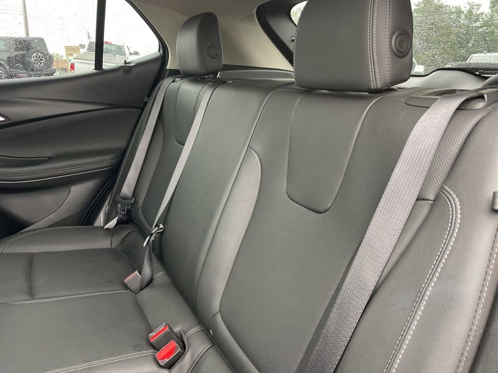 Used 2024 Buick Encore GX Sport Touring image 23
