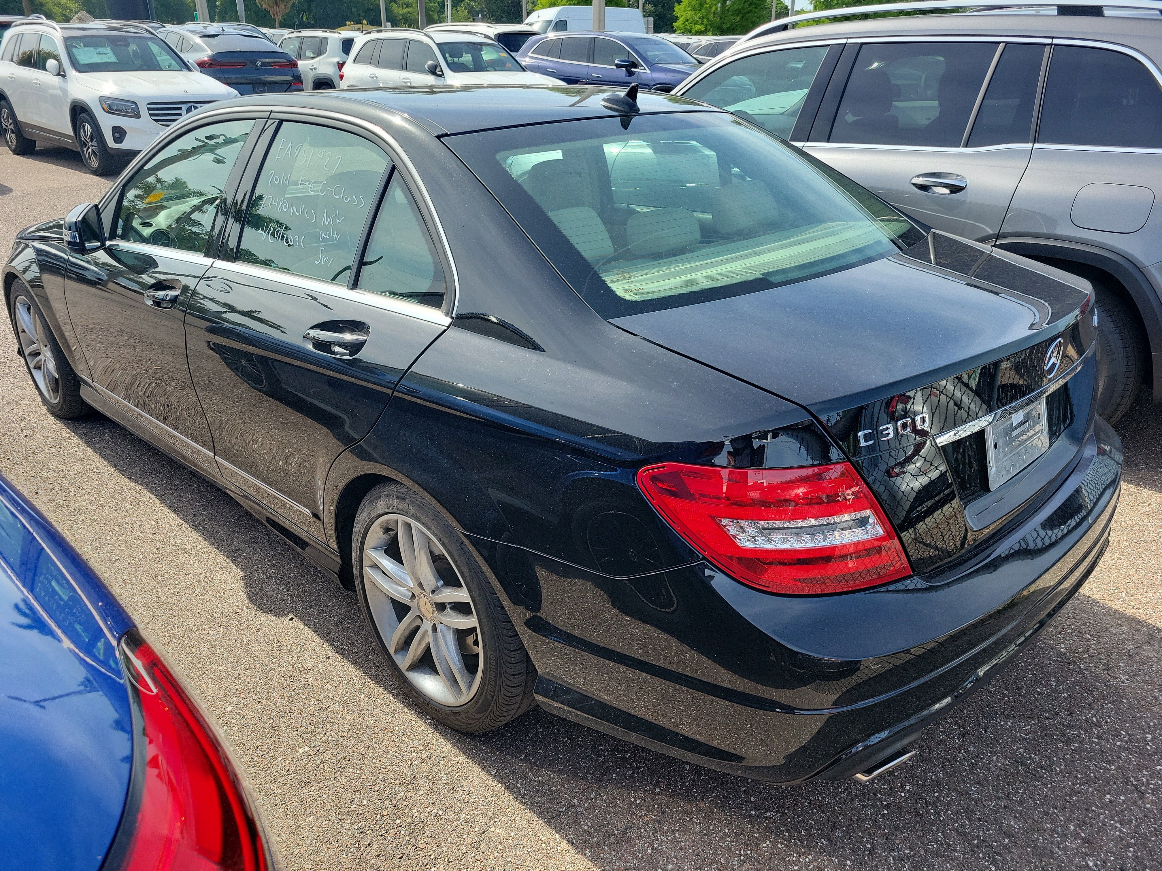 Used 2014 Mercedes-Benz C 300 4MATIC Sedan image 4