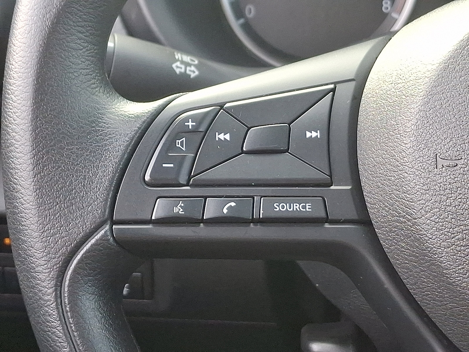 Used 2024 Nissan Kicks S image 20