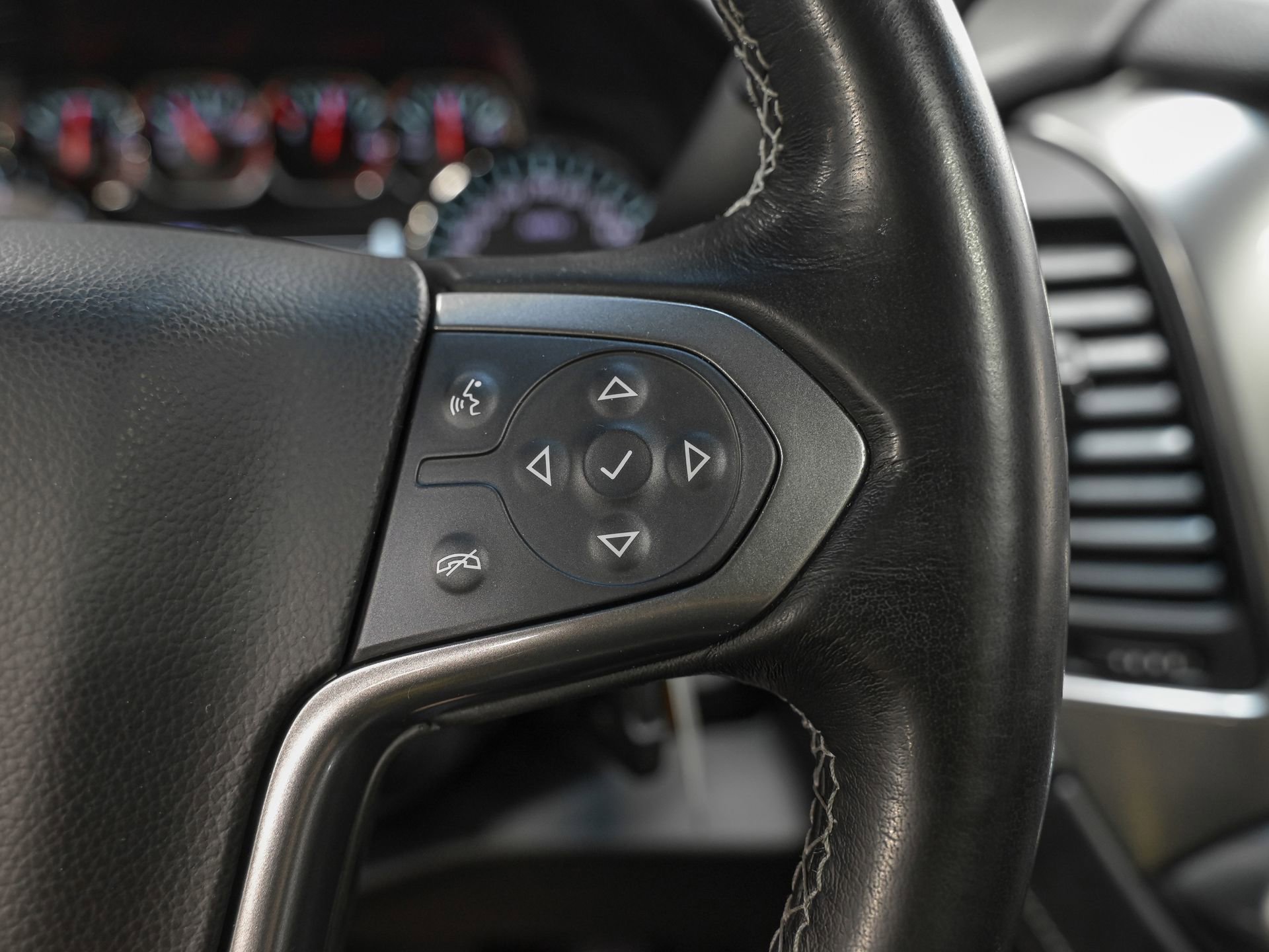 Used 2019 Chevrolet Tahoe LT image 20