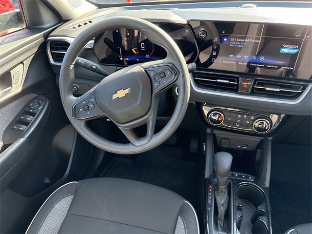 Used 2025 Chevrolet TrailBlazer LT image 14