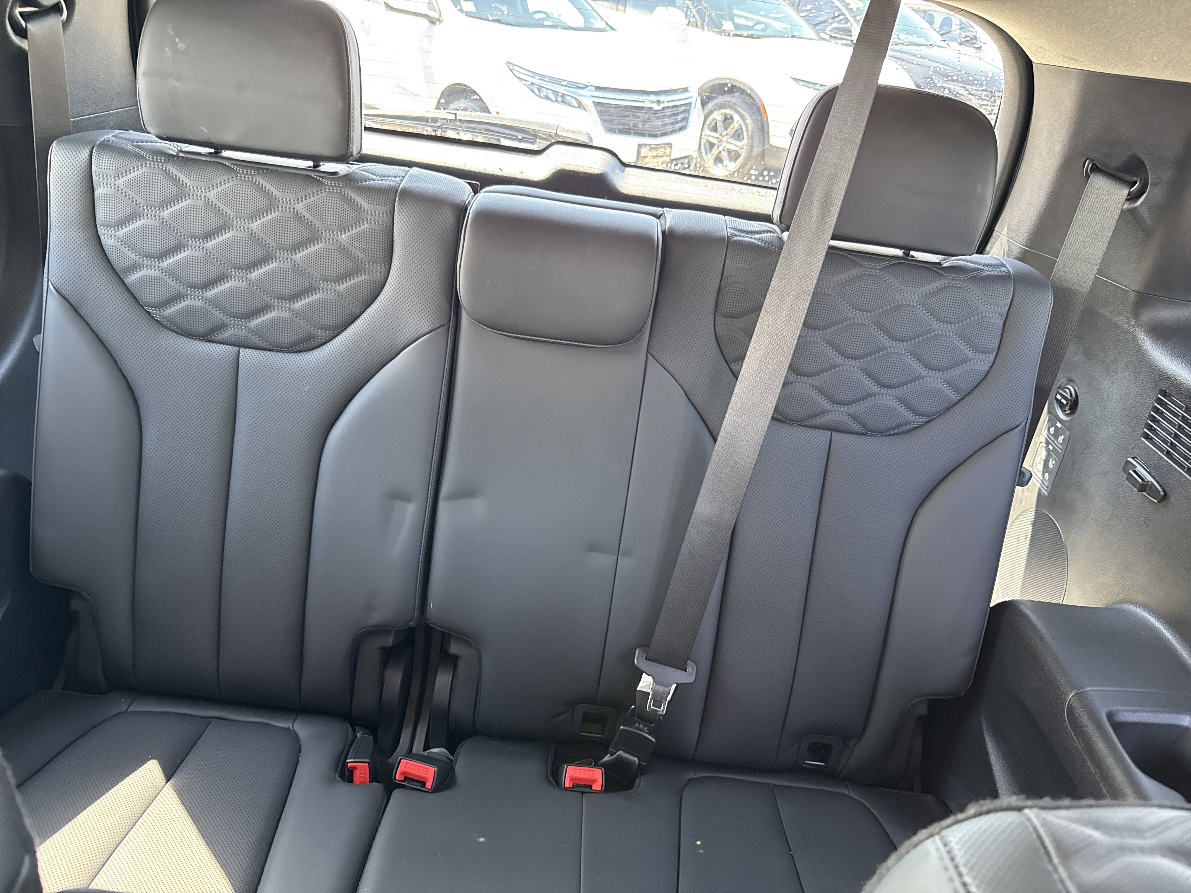 Used 2022 Hyundai Palisade Limited AWD/4WD image 14