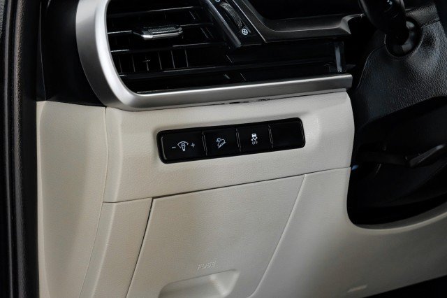 Used 2023 Kia Telluride S w/ S Sunroof Package FWD image 37