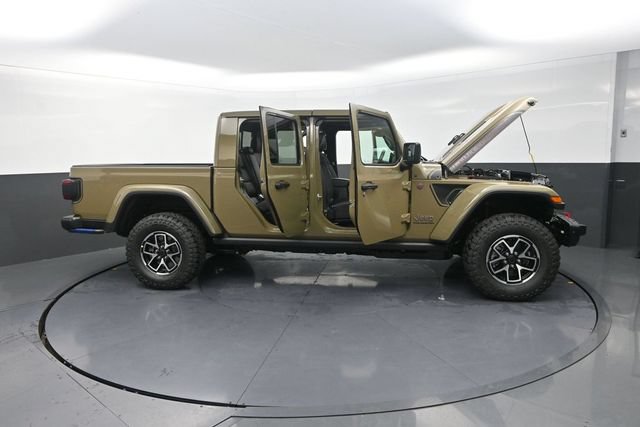 New 2026 Jeep Gladiator Sport AWD/4WD image 36