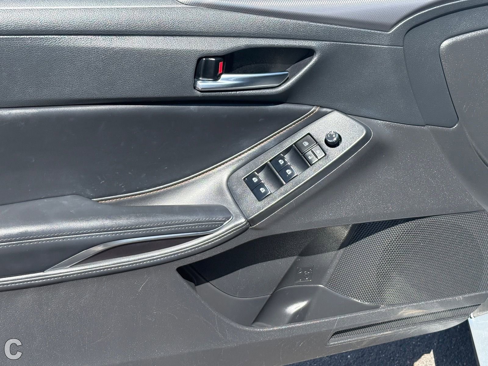 Used 2021 Toyota Avalon XSE w/ Carpet Mat Package (TMS) FWD image 14