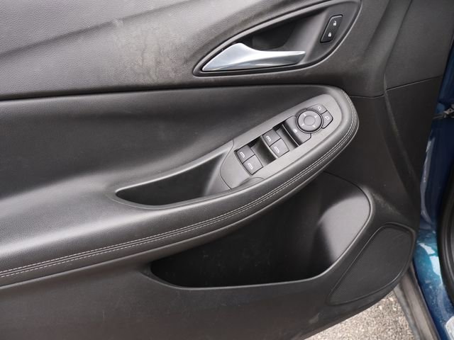 Used 2020 Buick Encore GX Preferred w/ Cold Weather Comfort Package FWD image 13