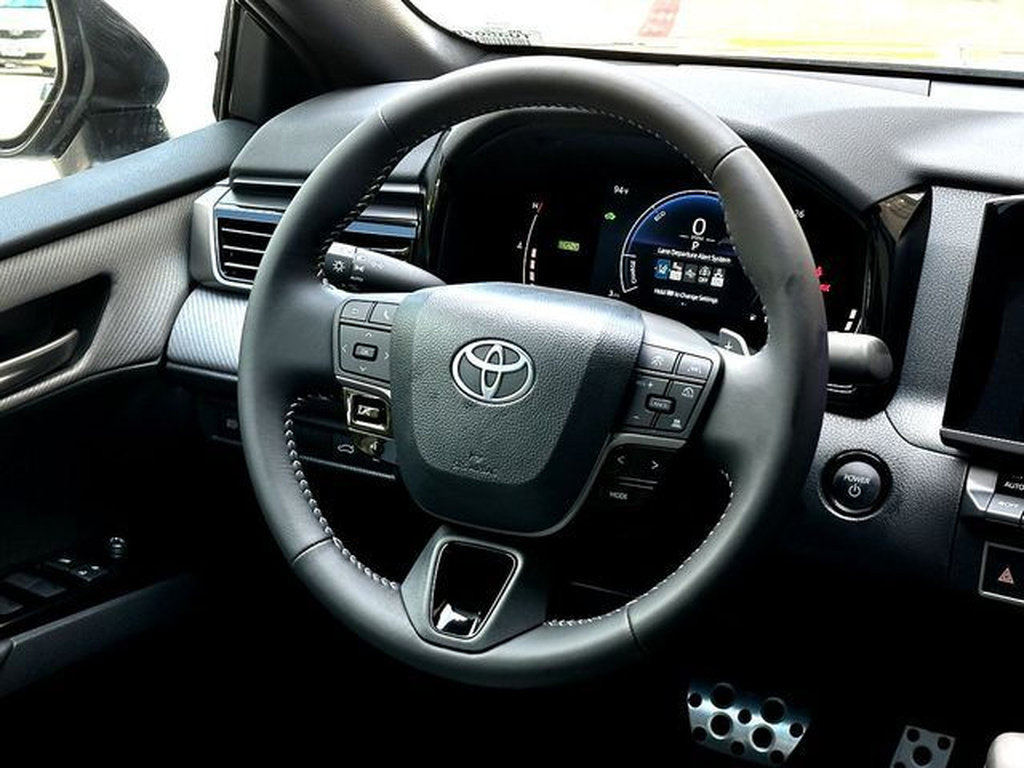 New 2026 Toyota Camry SE w/ Convenience Package FWD image 24