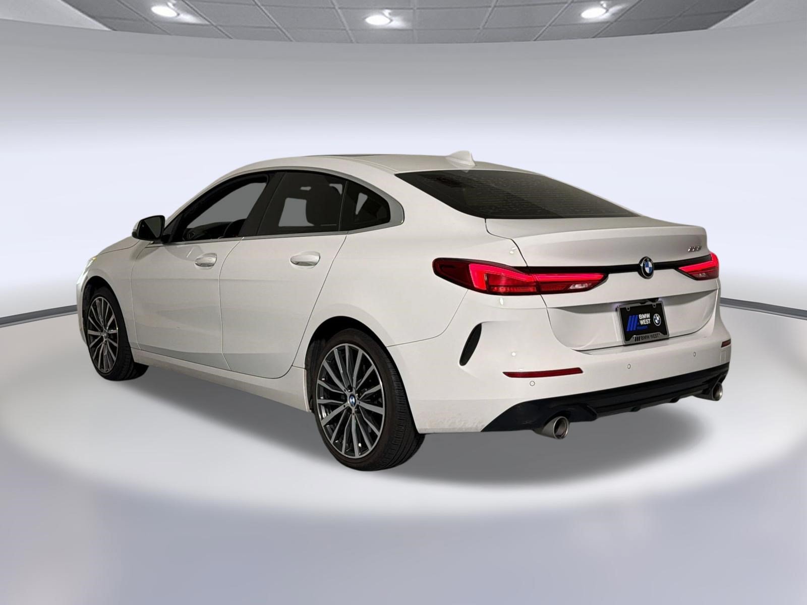 Certified 2022 BMW 228i Gran Coupe w/ Convenience Package FWD image 3