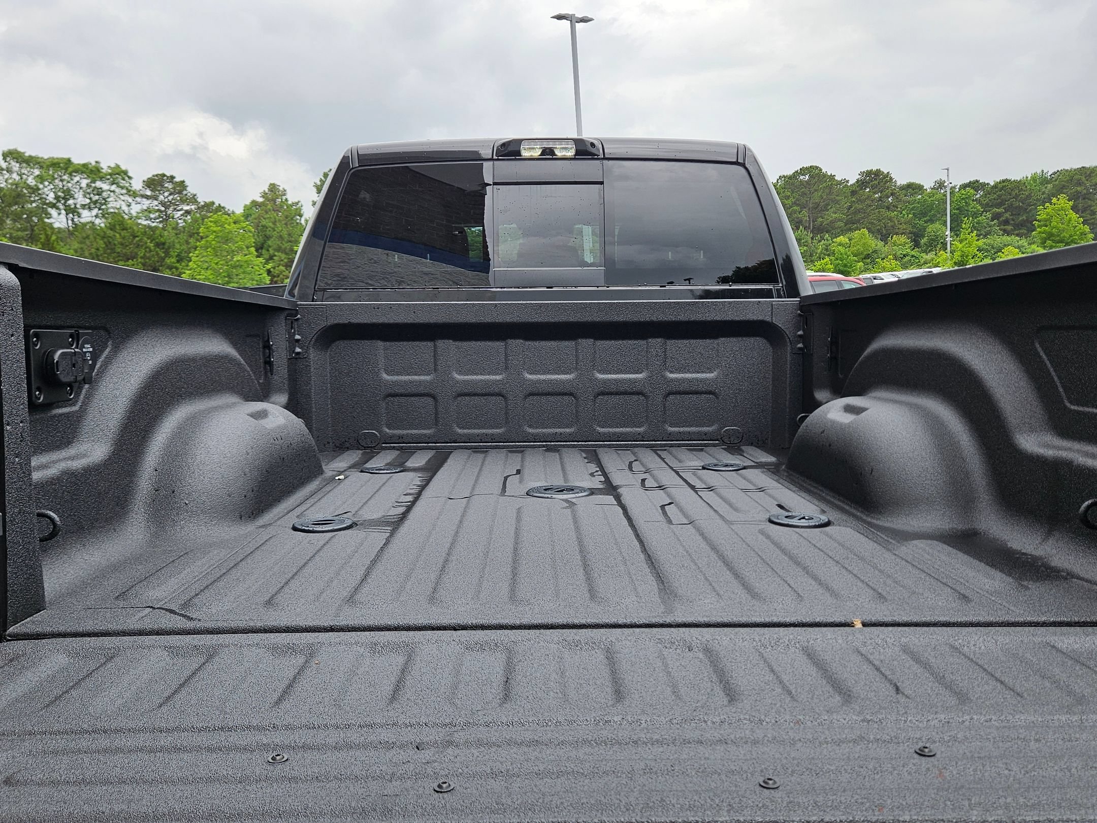 New 2026 RAM 2500 Laramie w/ Night Edition AWD/4WD image 26