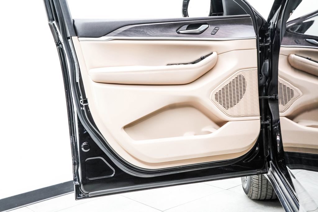 Used 2023 Jeep Grand Cherokee L Limited image 42