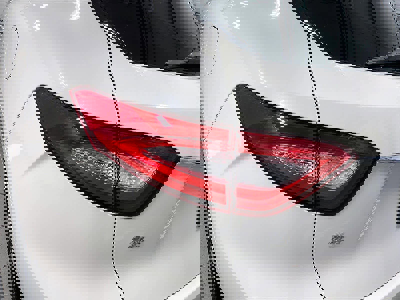 Used 2018 Maserati Levante GranLusso image 34