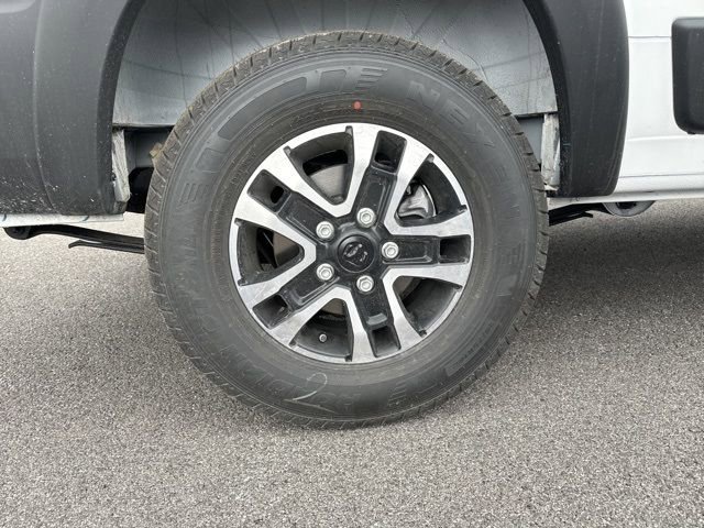 Used 2024 RAM ProMaster 2500 w/ Cold Weather Group FWD image 9
