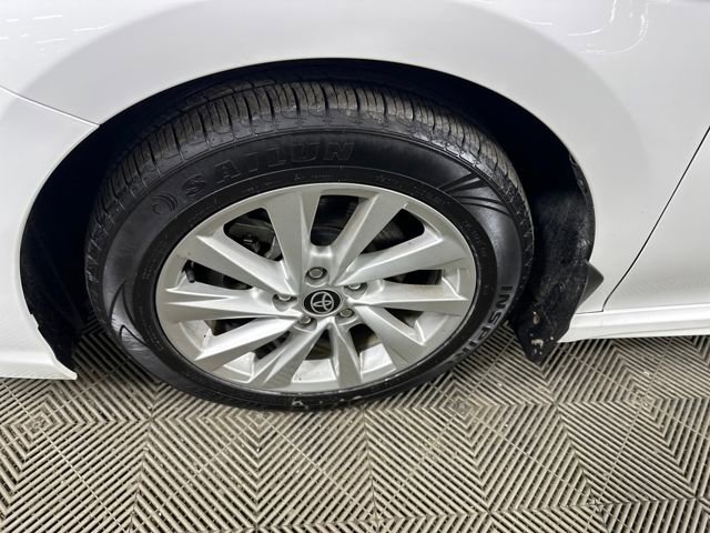Used 2023 Toyota Camry SE image 10