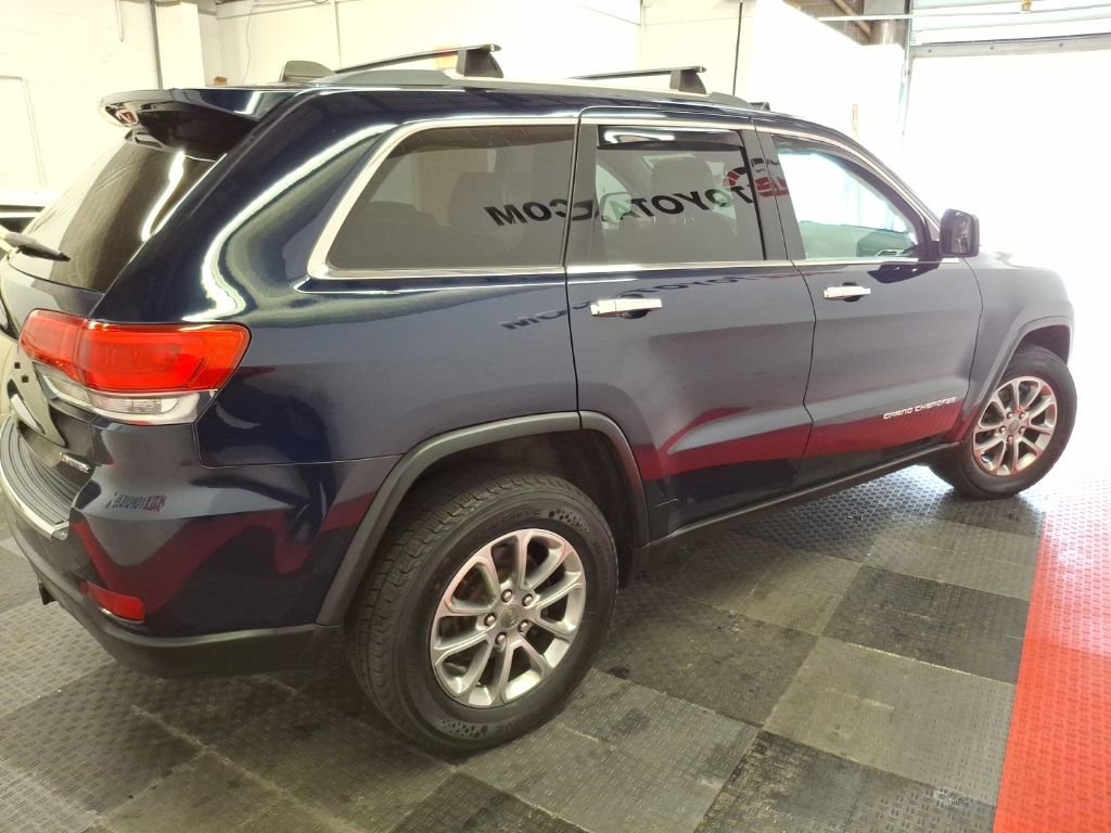 Used 2015 Jeep Grand Cherokee Limited w/ Luxury Group II image 11