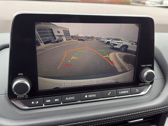 Used 2023 Nissan Rogue SV AWD/4WD image 18