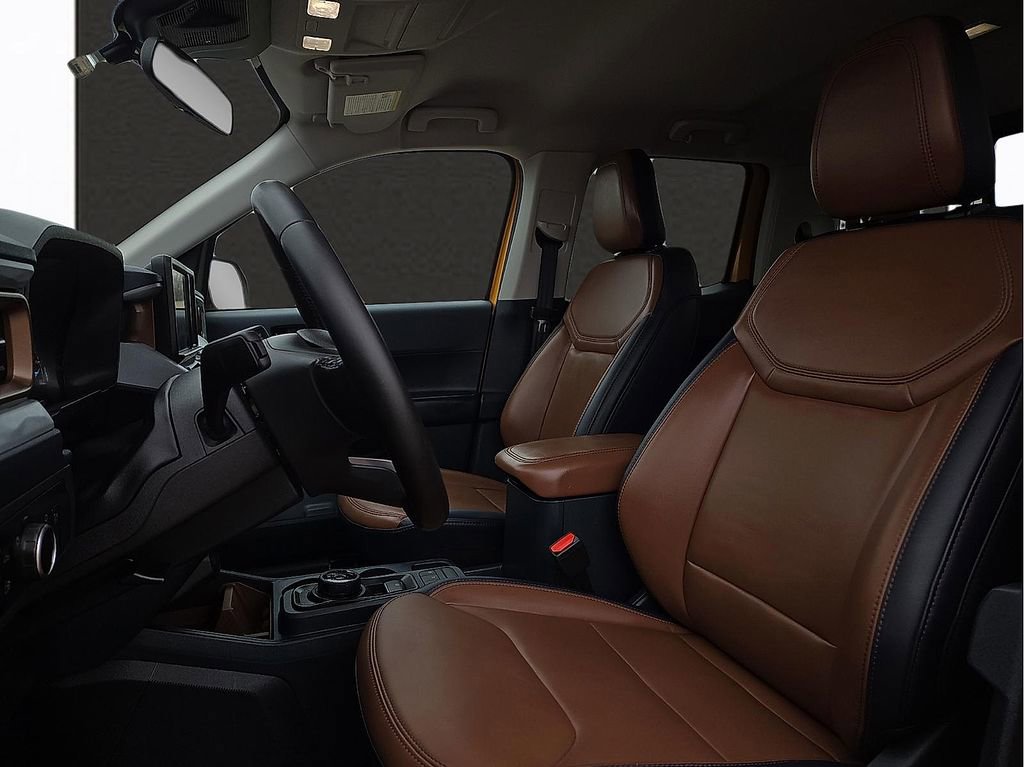 Used 2023 Ford Maverick Lariat w/ Lariat Luxury Package image 12