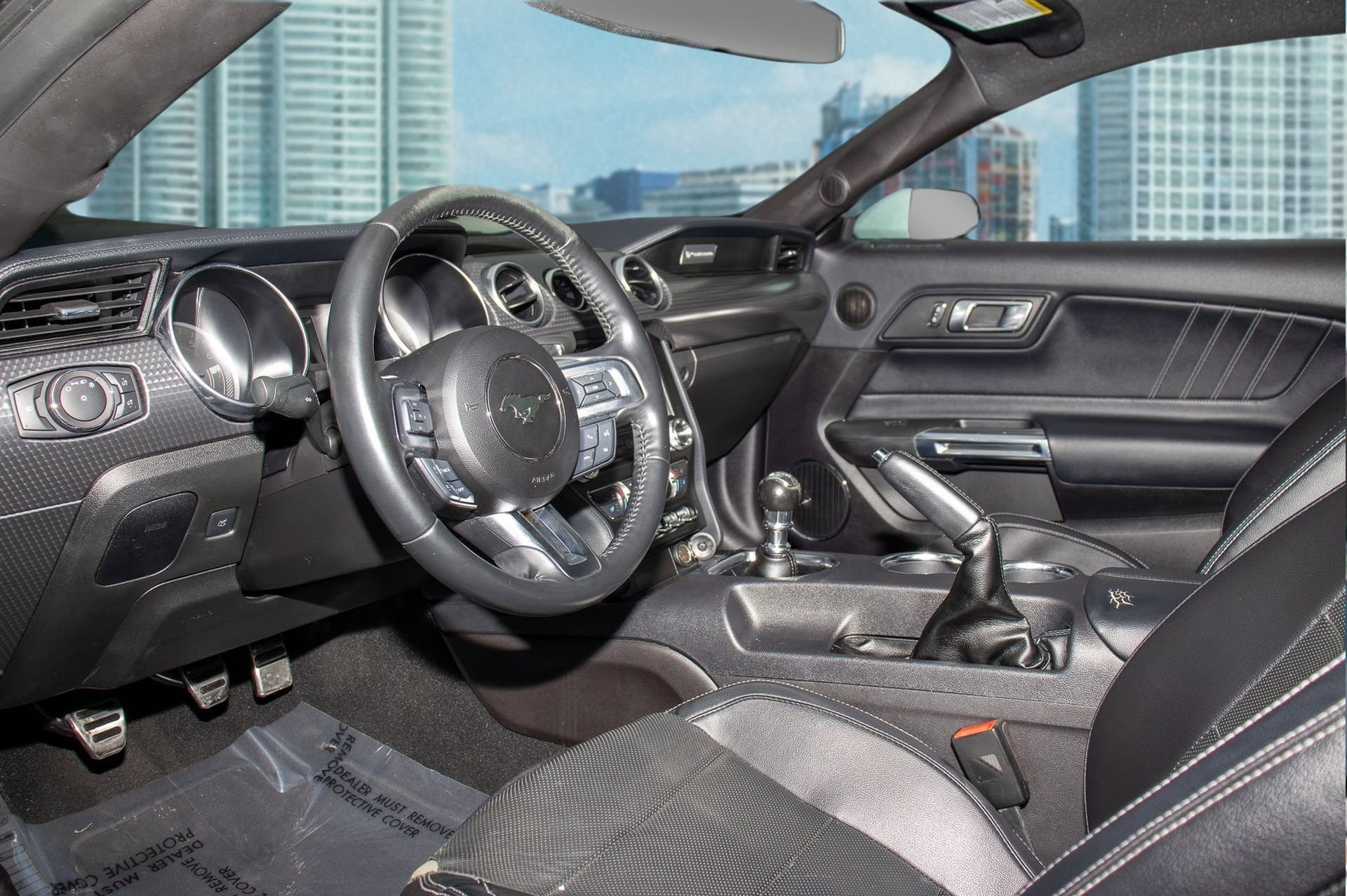 Used 2019 Ford Mustang Premium w/ Ecoboost Performance Package image 5