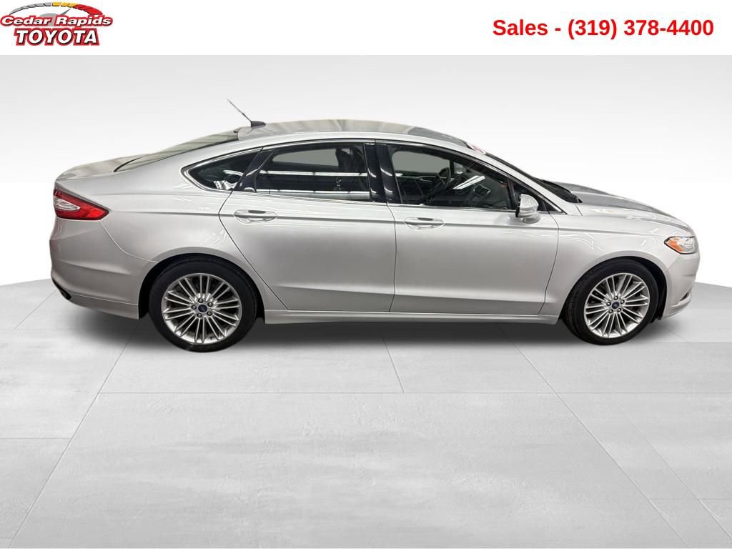 Used 2015 Ford Fusion SE w/ Equipment Group 202A image 7