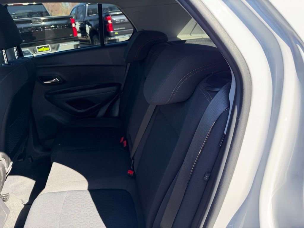 Certified 2019 Chevrolet Trax LS w/ Tint and Cruise Package image 8