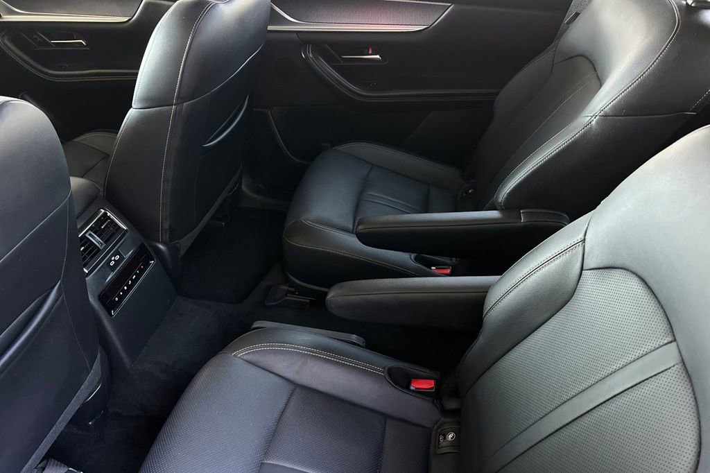 Certified 2024 MAZDA CX-90 Plug-In Hybrid w/ Premium Pkg image 15