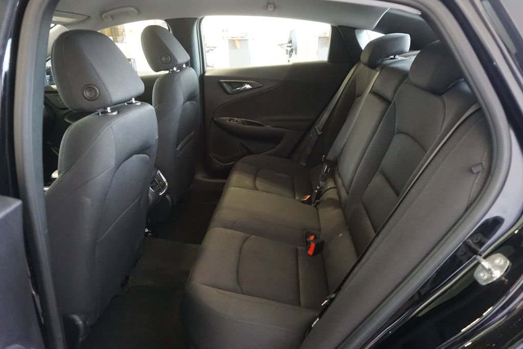 Used 2023 Chevrolet Malibu LT w/ Driver Confidence Package FWD image 19