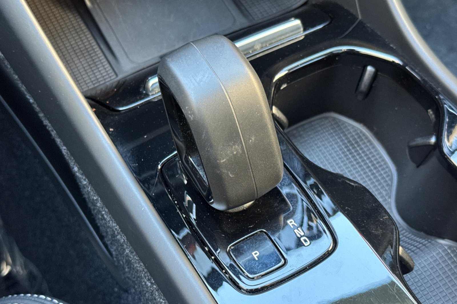 Used 2023 Volvo C40 P8 Recharge Ultimate AWD/4WD image 25