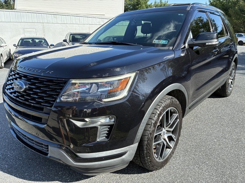 Used 2019 Ford Explorer Sport AWD/4WD image 3