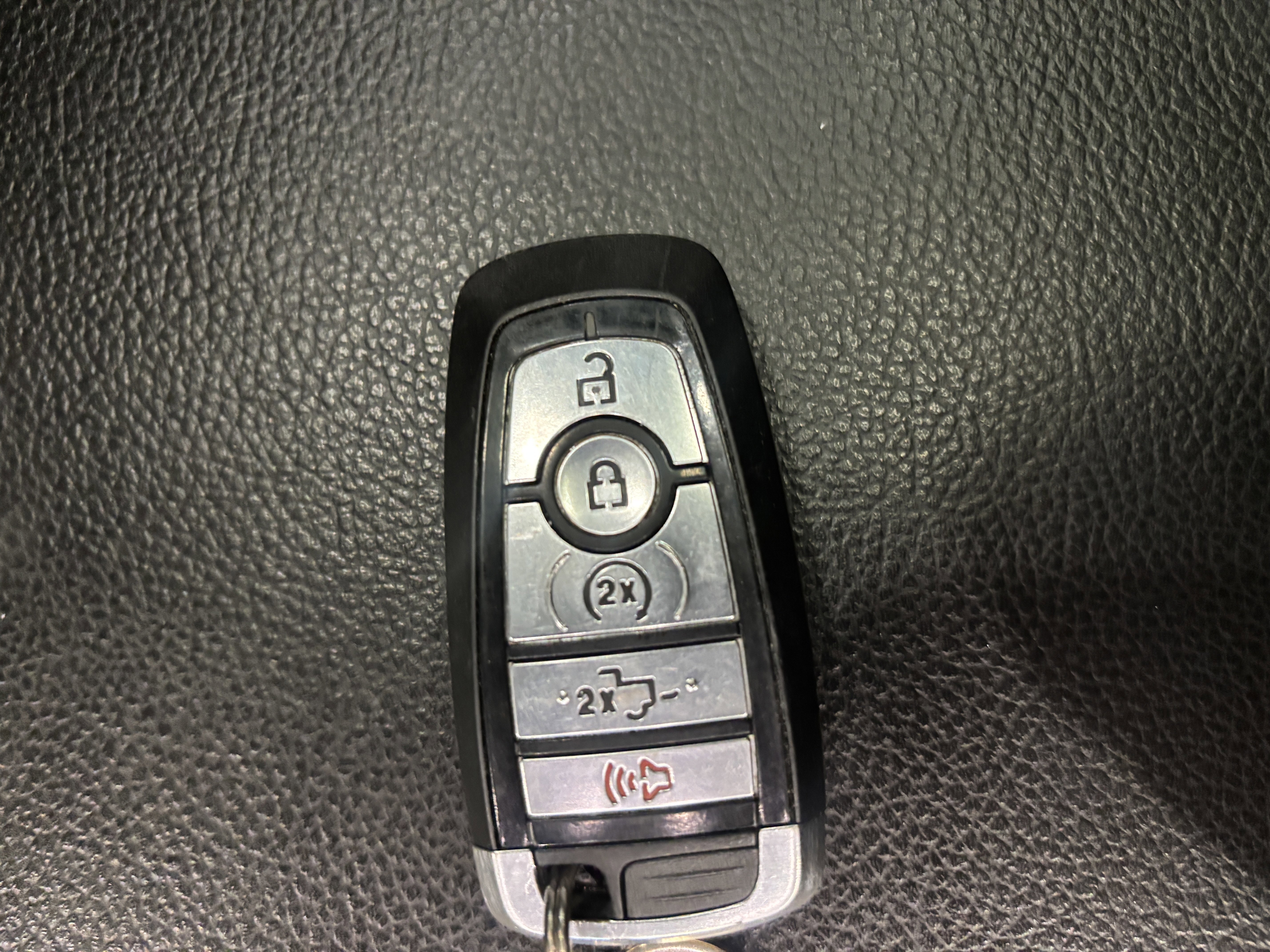 Used 2017 Ford F350 Lariat w/ Lariat Ultimate Package image 24