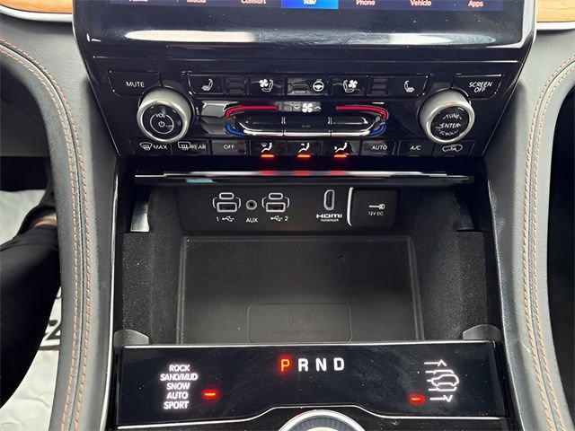 Used 2022 Jeep Grand Cherokee Summit image 19